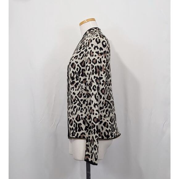 Chico's Cardigan Sweater Convertible Animal Print Zip Off Misses Size 0 S New - Picture 6 of 11